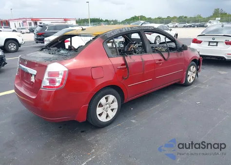 2010 Nissan Sentra 2.0 from USA, damaged, VIN 3N1AB6AP7AL640162
